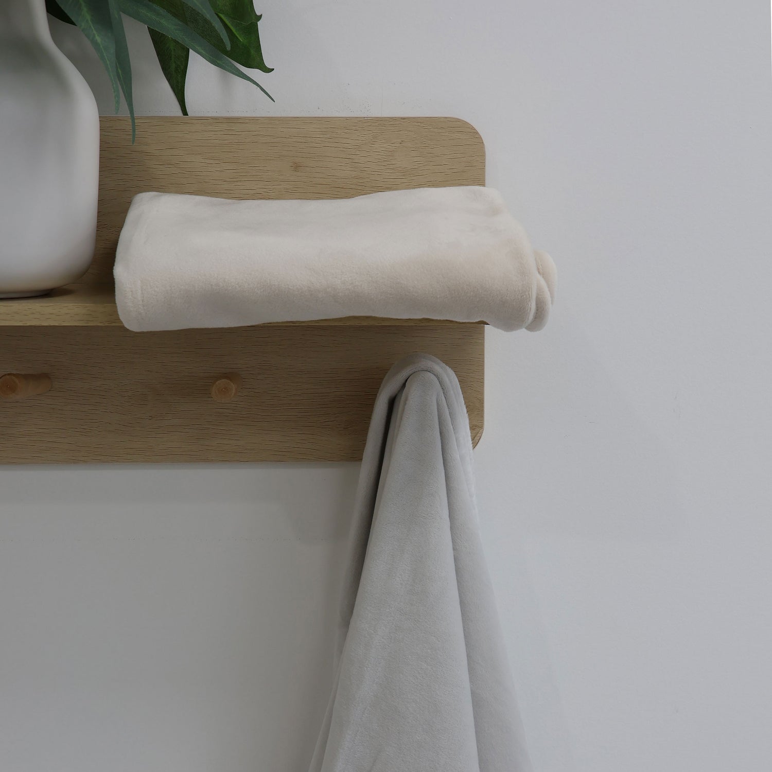 Nordic 2PK Stretchy Velour Cuddle Blankets - Grey/Sand