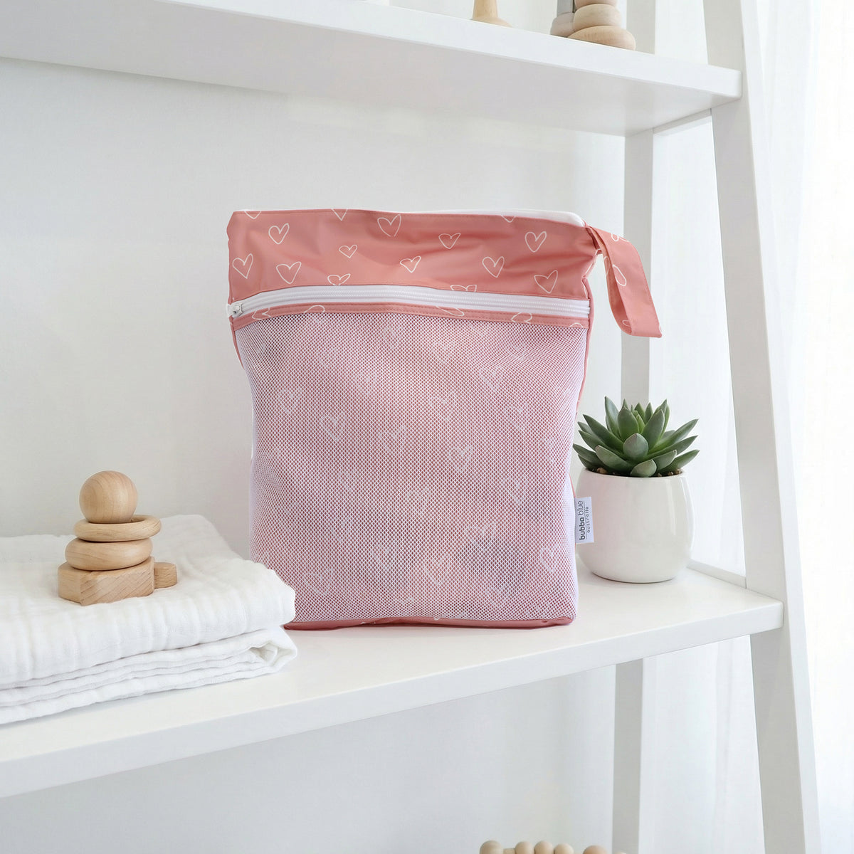 Nordic 2pk Wet/Dry Bags Bundle Berry Hearts - 25x28cm & 30x35cm - Bubba Blue Australia