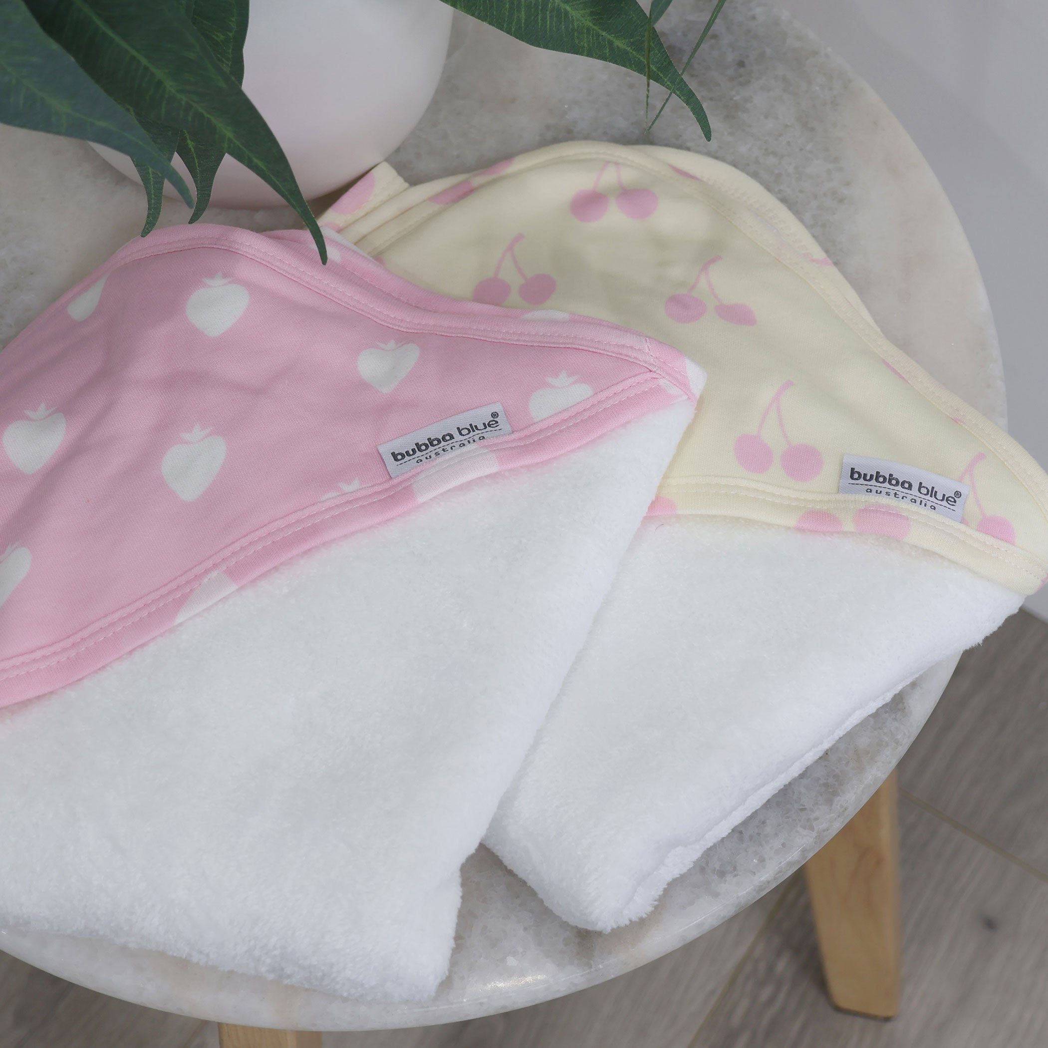 Nordic Sorbet 2pk Hooded Towel Strawberry/Cherry