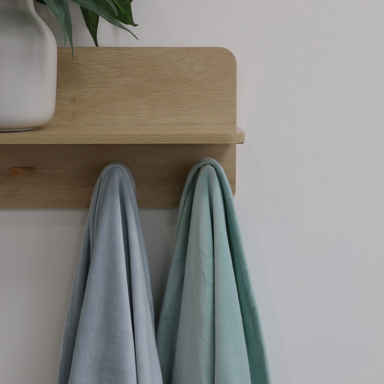 Nordic 2PK Stretchy Velour Cuddle Blankets - Sky/Mint