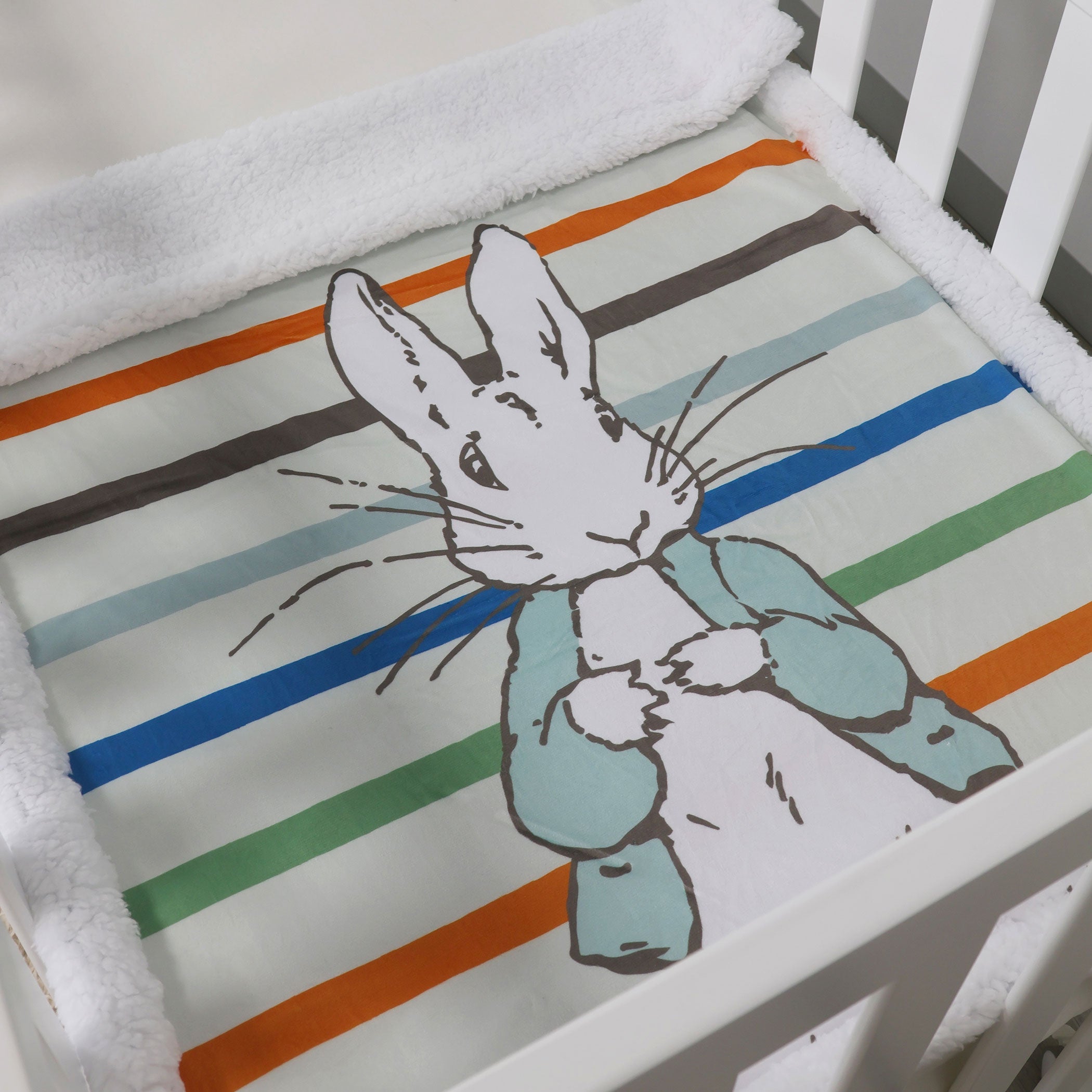 Peter Rabbit 'New Adventure' Reversible Fleece Cuddle Blanket - Blue
