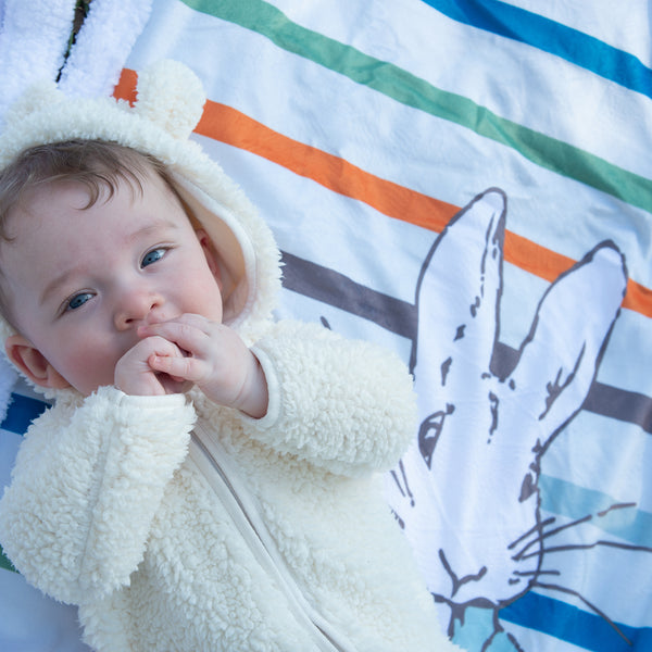 Peter Rabbit 'New Adventure' Reversible Fleece Cuddle Blanket - Blue